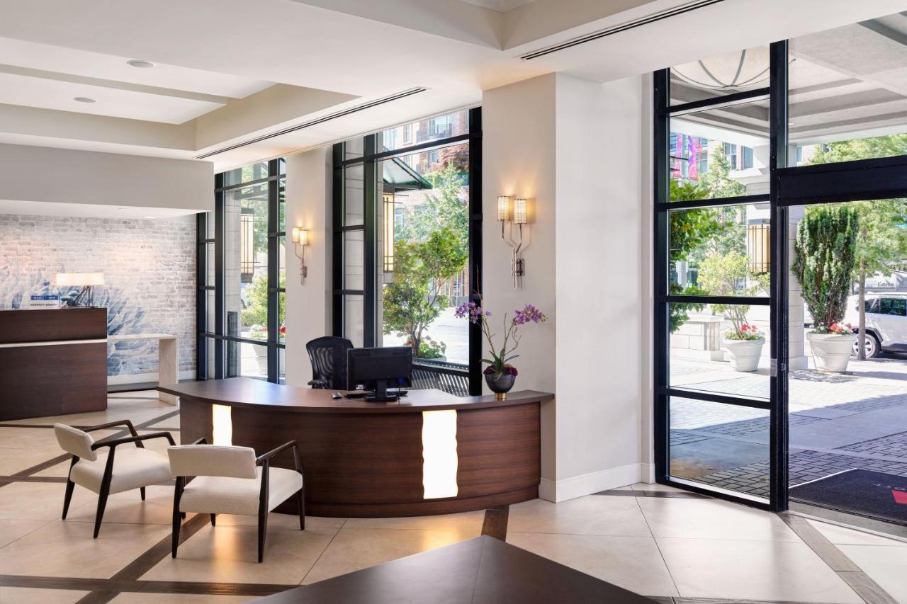 Marriott Inner Harbour 4*