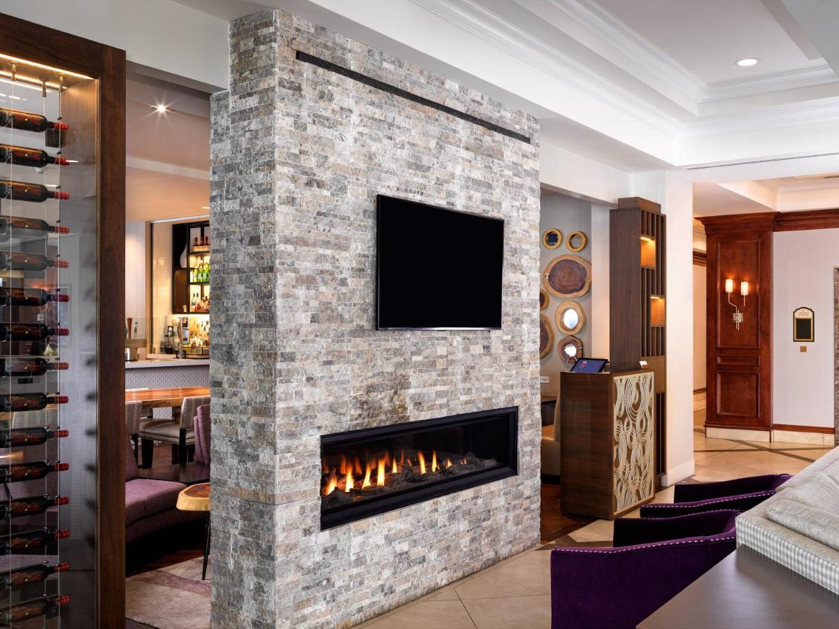 Marriott Inner Harbour Hotel 4*
