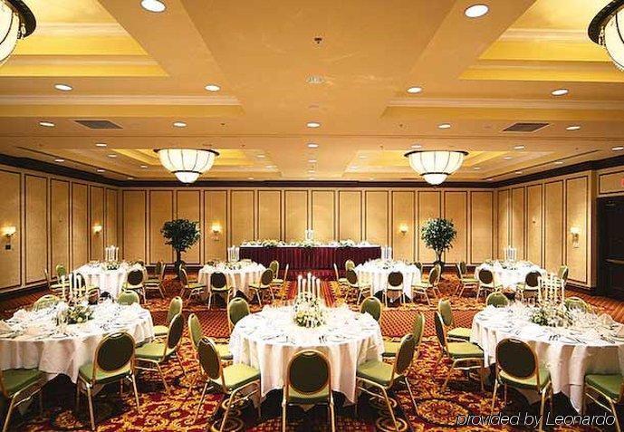 Hotel Marriott Inner Harbour 4*