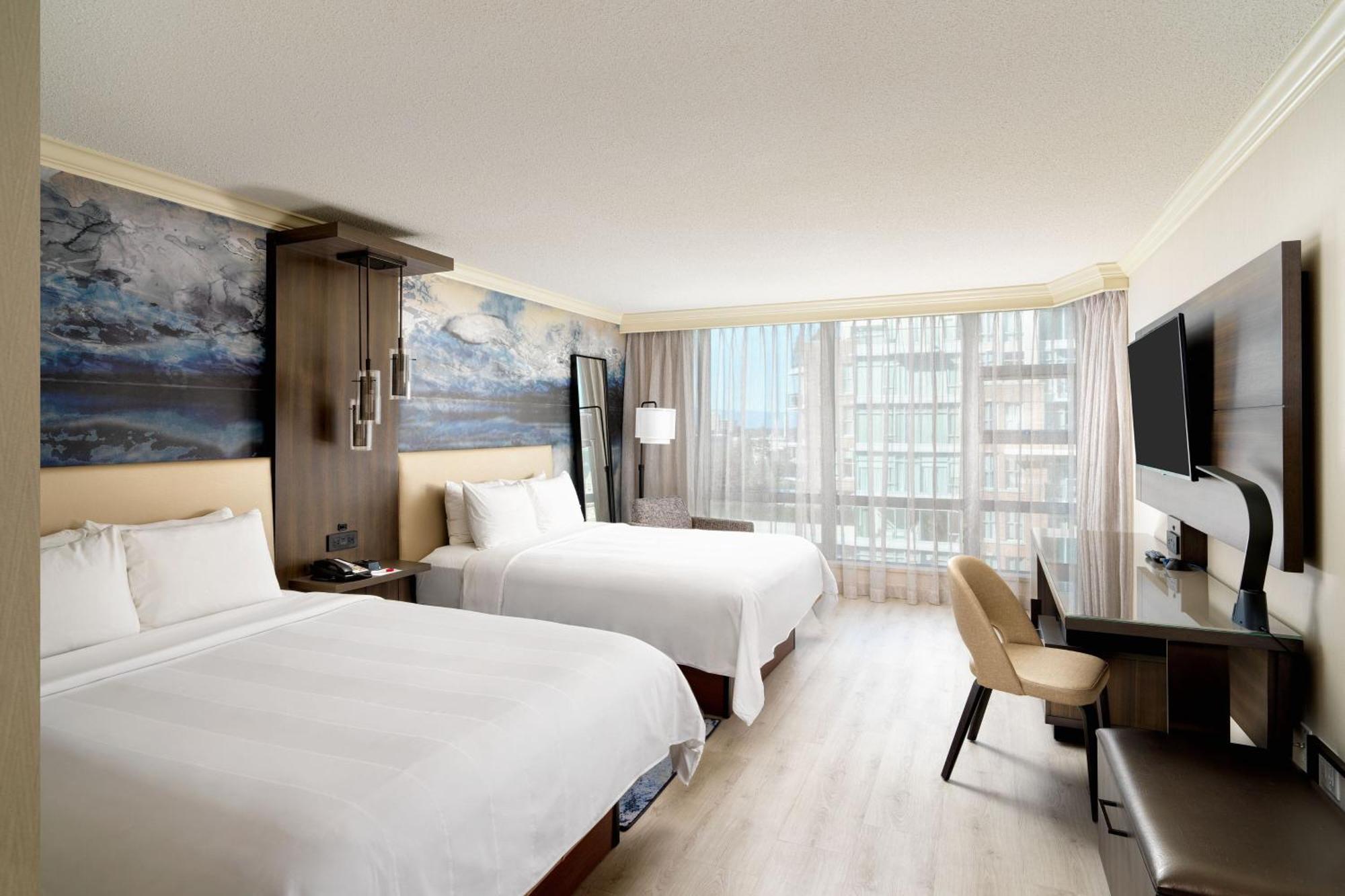 Marriott Inner Harbour Hotel 4*
